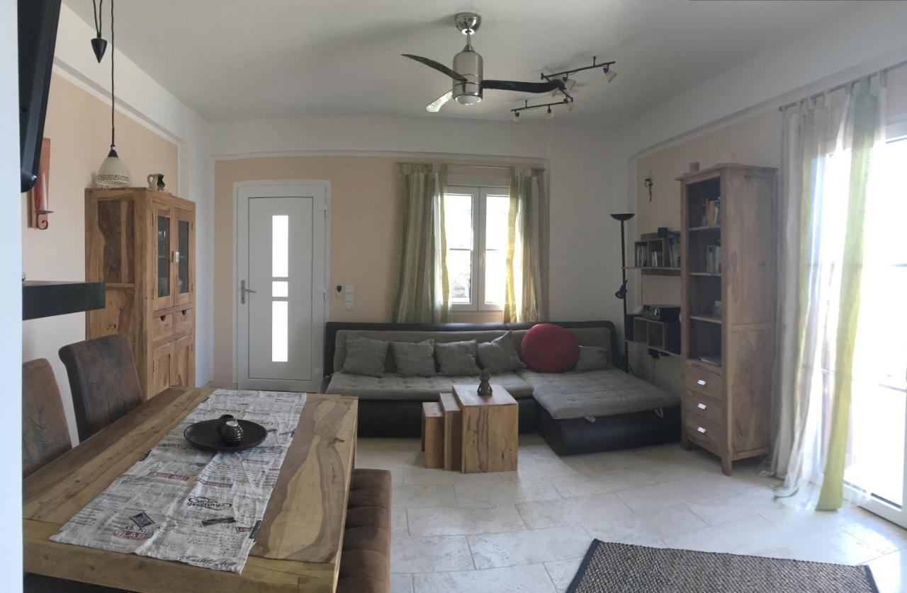 Astra-Ferienhaus Mit Grosser Dachterrasse Und Top-Ausstattung In Nas Armenistis  Luaran gambar