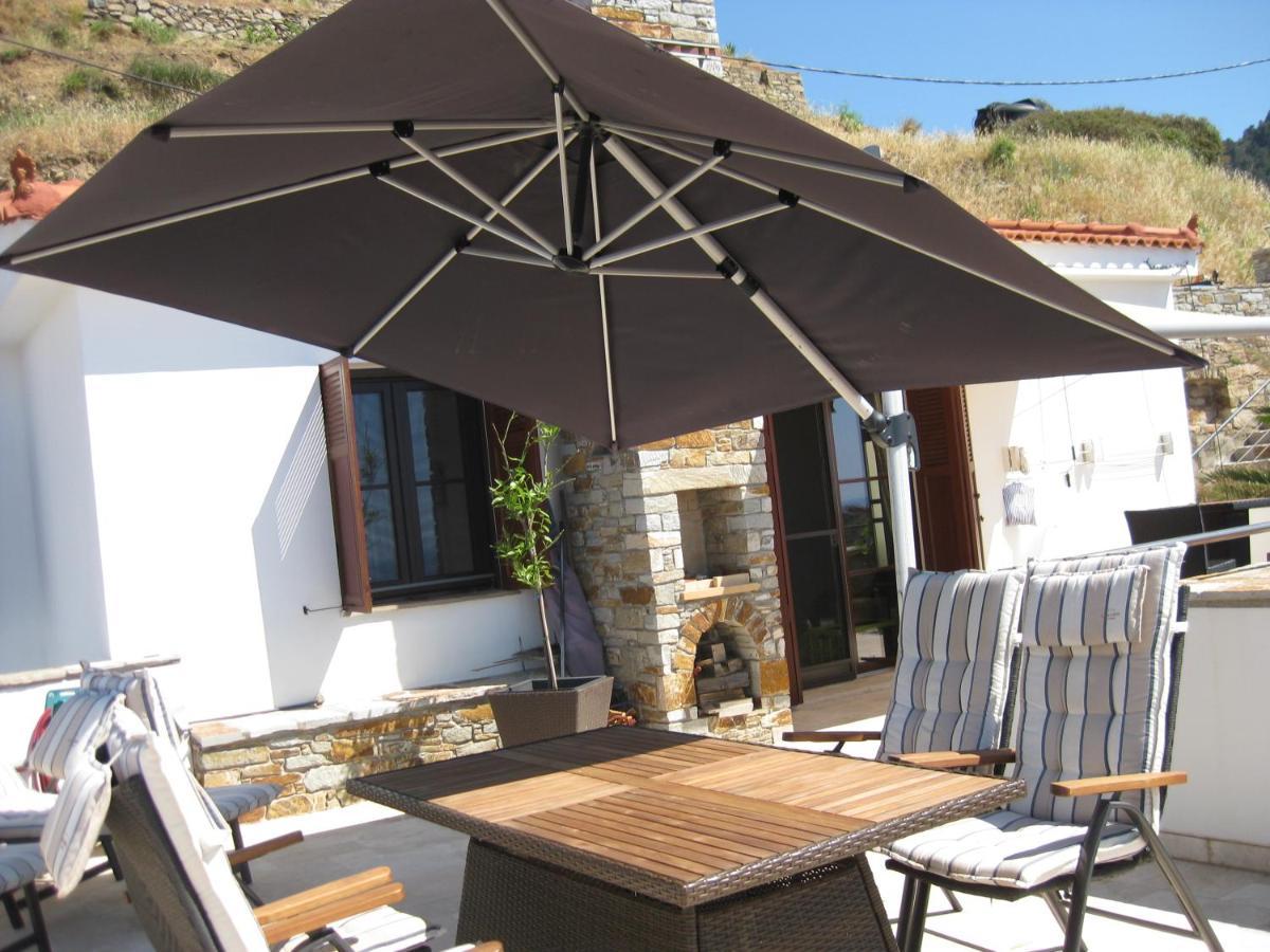 Astra-Ferienhaus Mit Grosser Dachterrasse Und Top-Ausstattung In Nas Armenistis  Luaran gambar